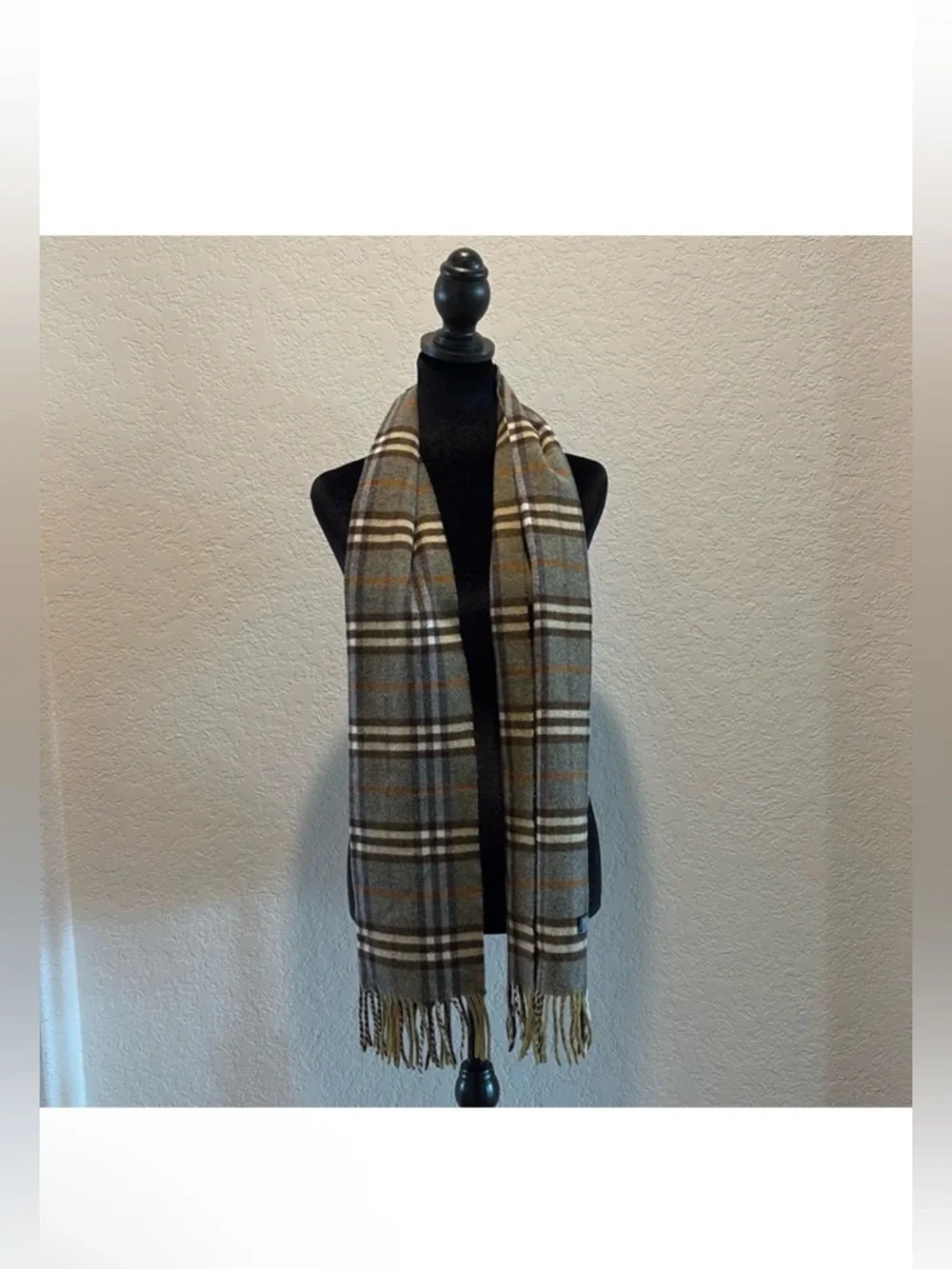 Burberry  Gray Plaid  100% LambWool Scarf with Fringe